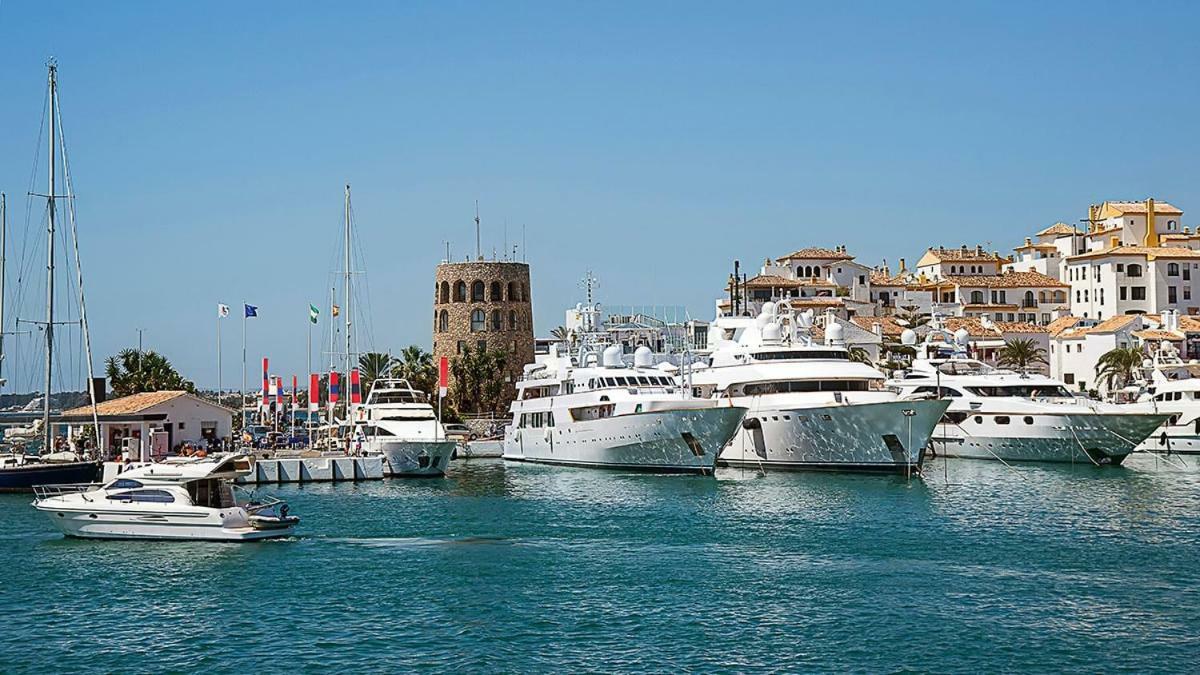 Gala Placidia Golden Mile Marbella Buitenkant foto